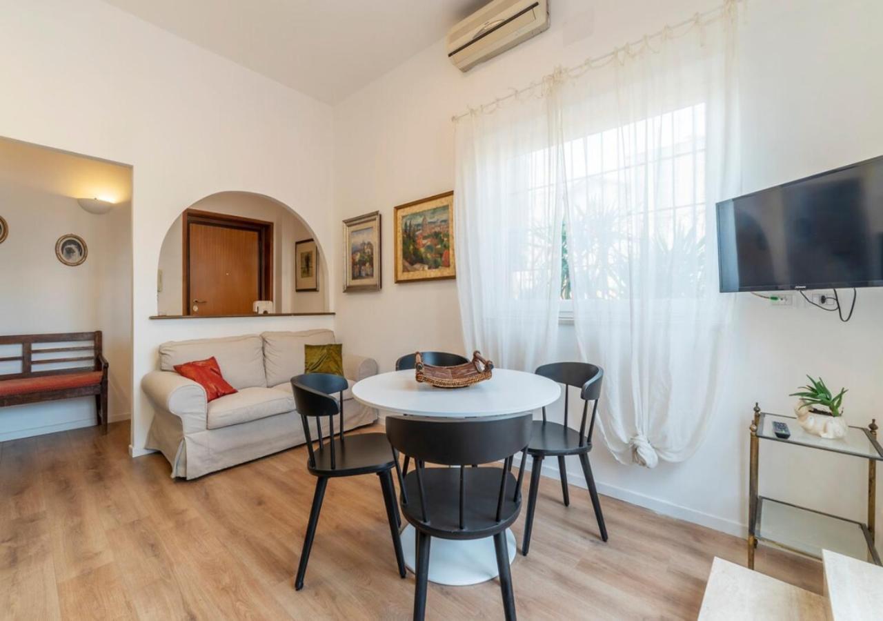 Elegant, With Private Terrace Next To The Vatican Rom Exterior foto